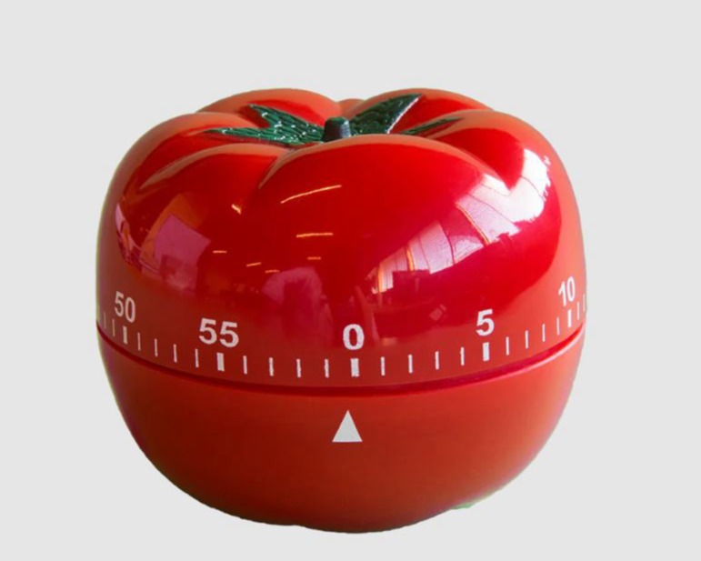 A kitchen timer shaped like a tomato